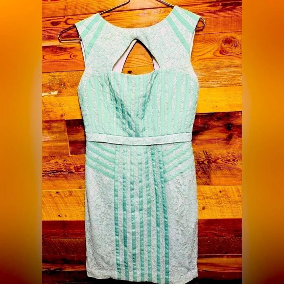 BCBGMaxAzria Dresses & Skirts - BCBGMAXAZRIA lace sheath mini dress mint aqua bodycon ribbon party holidays US 4